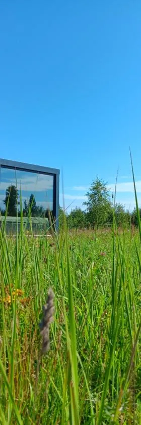 Wild Meadow, Hotel in Sēja