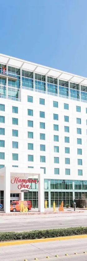 Hampton Inn by Hilton Leon, Hotel in León