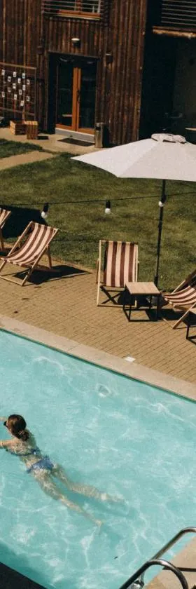 Eden Resort, Hotel in Yasnogorodka