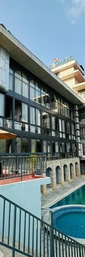 Hotel Smarak, Hotel in Heṭauḍā