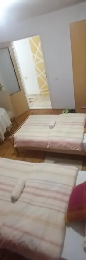 Soba Dujaković, Hotel in Banja Vrućica