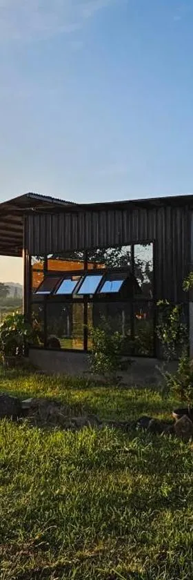 Jorge's Black Cabin, Hotel in Manolo Fortich