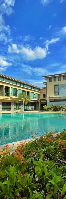 PAN HOTEL AND RESORT, Hotel in Abucay