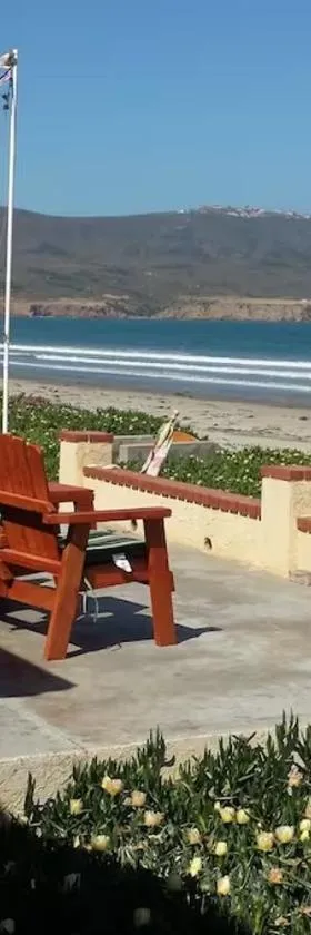 CASA MARBELLA 2BR 1BA Private Beach-Front Home, Hotel in Cabo Punta Banda