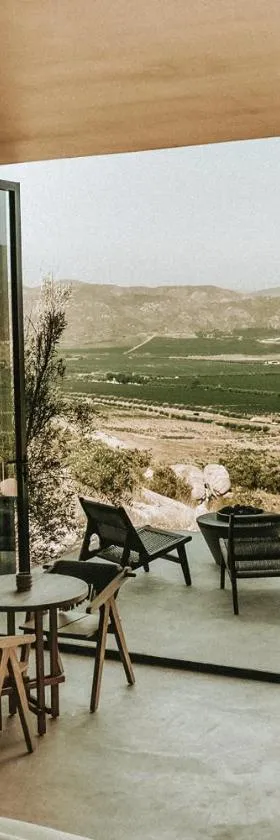 MIRA Earth Studios, Hotel in Valle de Guadalupe