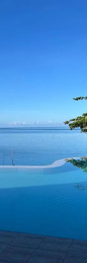 Virly’z Top View Resort, Hotel in Tudela
