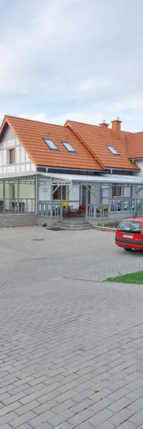 Пансіон АГАВА, Hotel in Novovolynsʼk