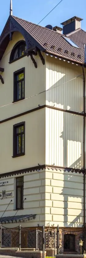Villa Mozart, Hotel in Truskawez