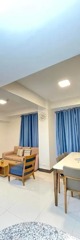 Mactan Newtown Condo by EJB, Hotel in Punta Engaño