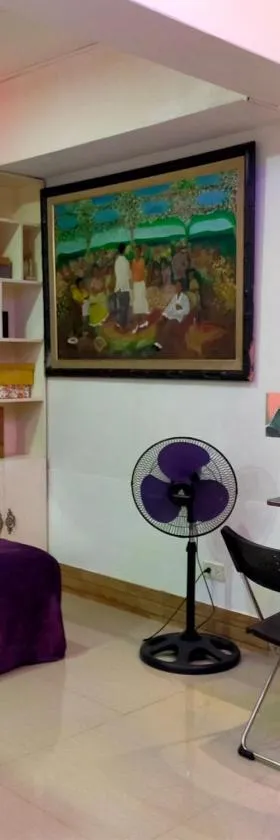Cozy Condo Unit w/ FREE WIFI&Netflix-Pay Parking, Hotel in Antipolo