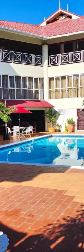 Altamont Court Hotel, Hotel in Kingston