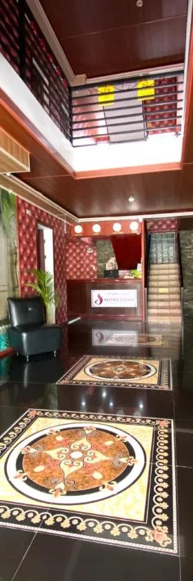 DESTINY'S PLACE HOTEL - STAY COOL THIS SUMMER! COLD ROOMS!! CHEAPEST RATE! NEAR ROBINSONs XENTRO MALL!!, Hotel in Calapan