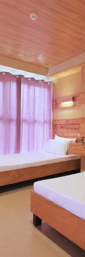 GHIELLANIQA INN, Hotel in San Nicolas