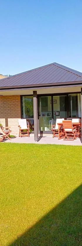 Cozy Cottage on Begg Lane, Hotel in Cromwell