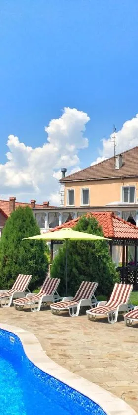 Veles Hotel, Hotel in Fontanka