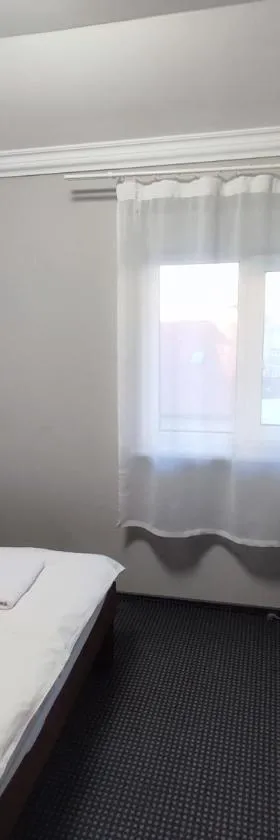 City Club European, Hotel in Czernowitz