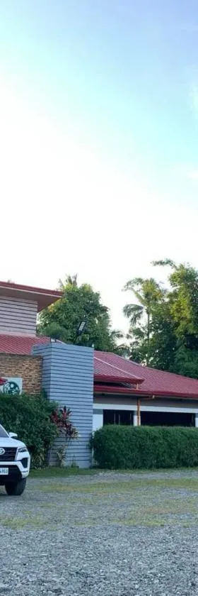 Batis ni Juan Leisureland, Hotel in Dipaculao