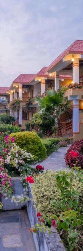 Hotel Jungle Crown, Hotel in Sauraha