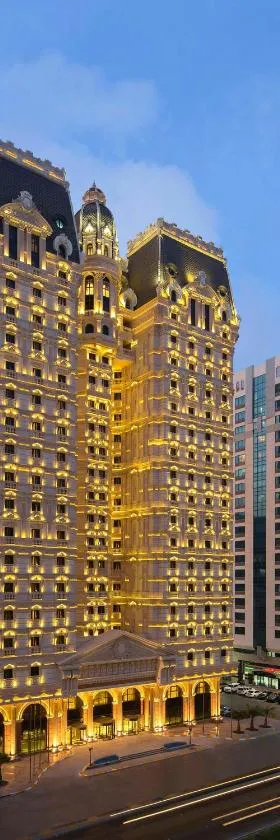 Royal Rose Abu Dhabi, a Curio Collection by Hilton Affiliated Hotel, Hotel in Abu Dhabi