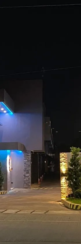 El Vistra Traveller's Inn, Hotel in Calumpit