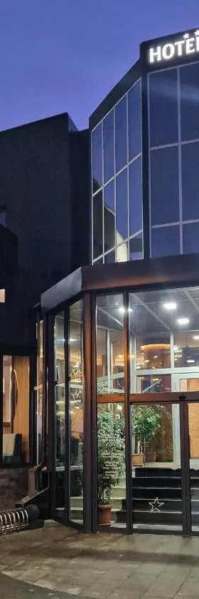 Hotel Grand, Hotel in Banja Luka