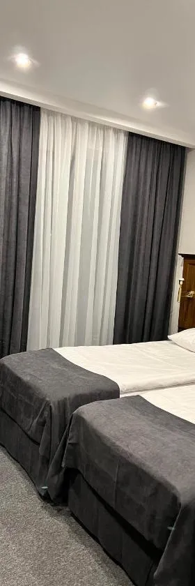 Хмеляр, Hotel in Dubno