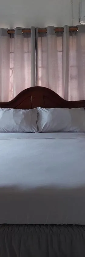 Hunter's Place - Tim Pappies, Hotel in Port Antonio