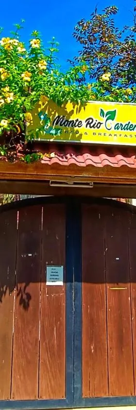 Monte Rio Gardens Bed & Breakfast, Hotel in Alaminos