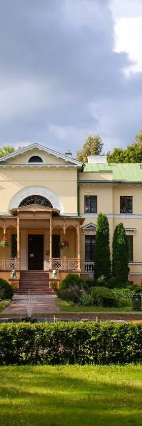 Naukšēnu muiža, Hotel in Naukšēni
