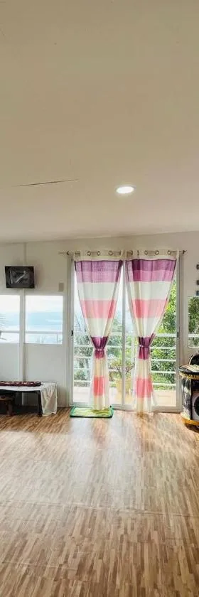 Cabin de Paulin 1, Hotel in Tagaytay