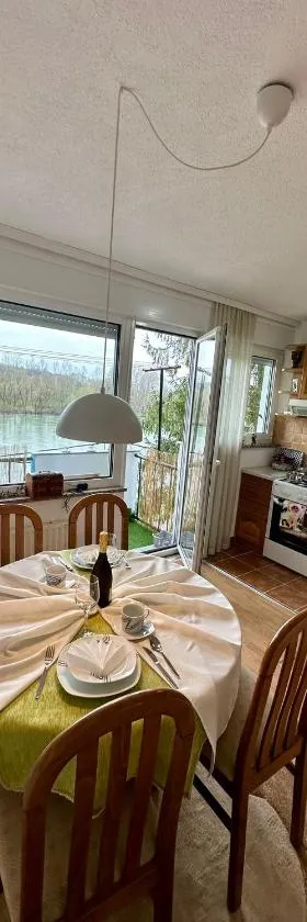 Stan na dan Kej Una, Hotel in Bosanska Dubica