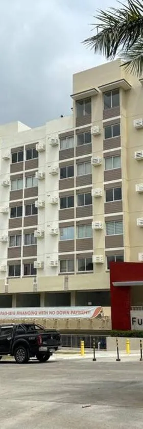 Condo in Silang Fullerton Suites - near tagaytay and nuvali, Hotel in Silang