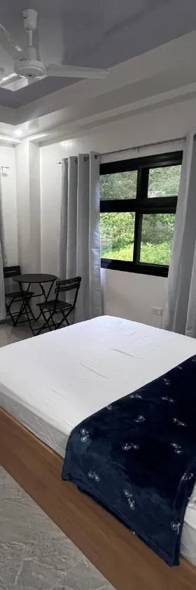 Publikhaus, Hotel in Caliclic