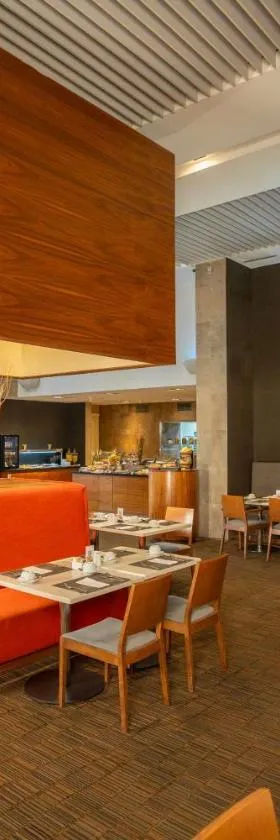 Hilton Garden Inn Santiago Airport, Hotel in Santiago