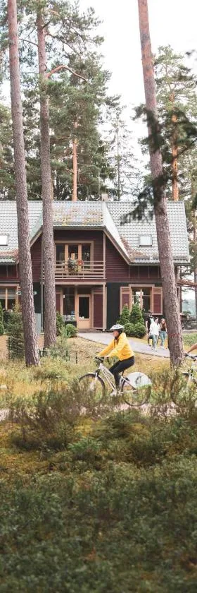LVM tūrisma un atpūtas centrs "Spāre", Hotel in Spāre