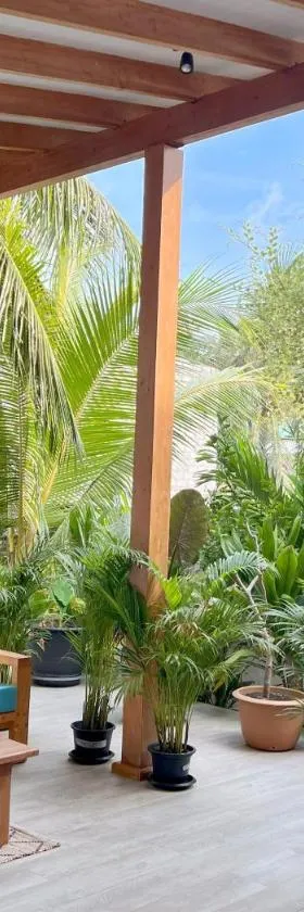 Villa Laguna Maldives, Hotel in Fulhadhoo