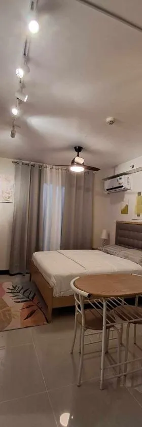 New Cozy Studio Apartment, Hotel in Marigondon