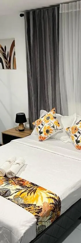 B & B Suite Room, Hotel in Roxas City