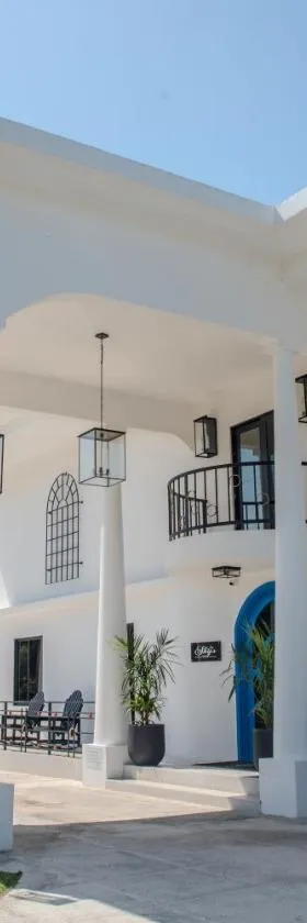 Sky's Villa Resort, Hotel in Buff Bay