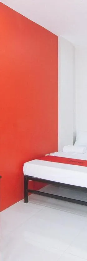 RedDoorz @ Aerial Hotel Los Baños, Hotel in Los Baños