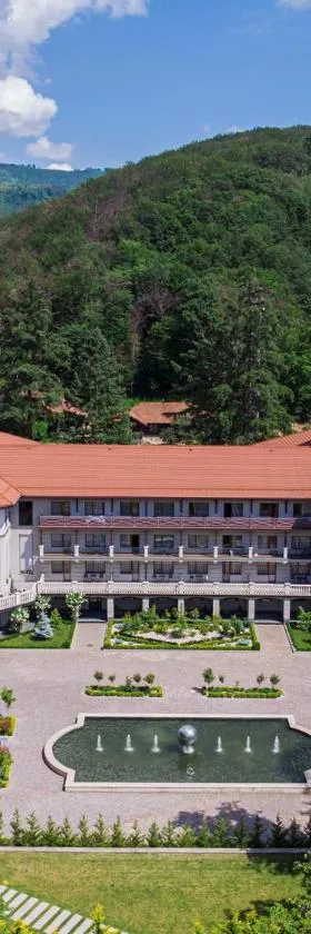 Verkhovyna Resort Medical & Wellness, Hotel in Kamenitsa
