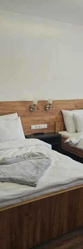 Hostel PREMIUM, Hotel in Derventa