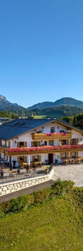Hotel Hanauerlehen - ruhige & zentrale Top-Lage - mit Schwimmbad, Sauna, Parkplätze & Café - bayerischer Familienbetrieb, Hotel in Schönau am Königssee