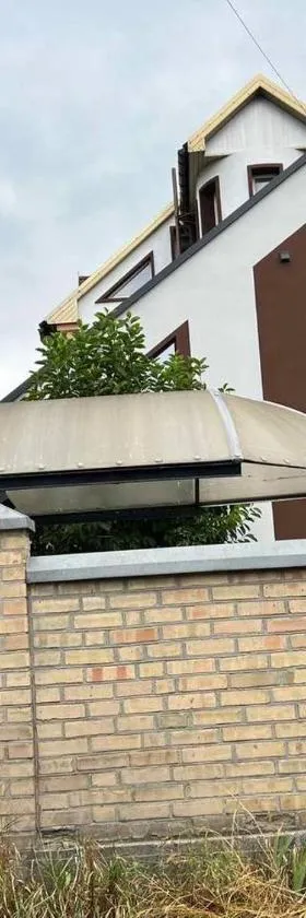 Причал, Hotel in Kiew