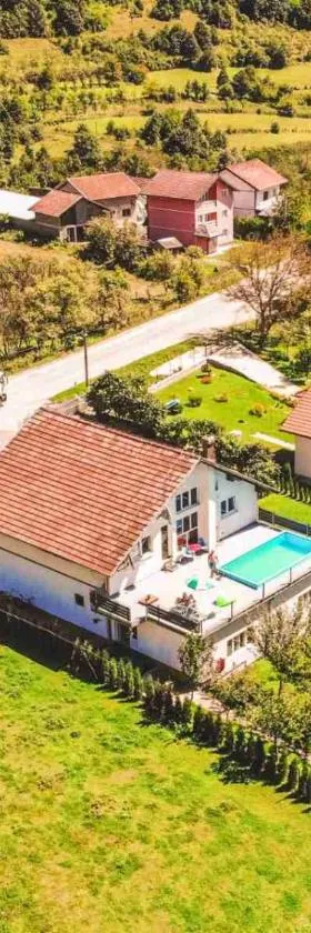 Apartments Hills, Hotel in Ćukovi