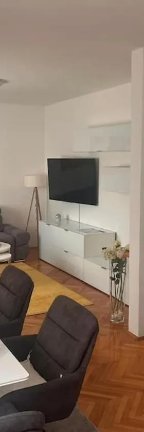 Appartement Nada, Hotel in Bosanski Brod