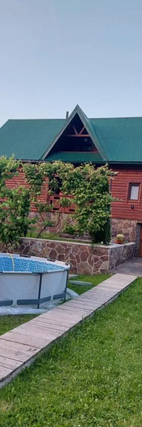 Садиба Під Чертежиком, Hotel in Kolotschawa