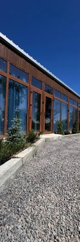 Kambodzha na Dynae, Hotel in Wylkowe