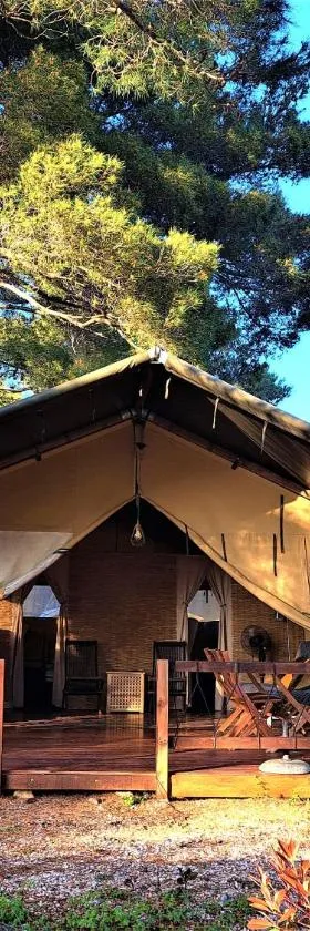 Losinj Glamping - Camp Čikat - Wild, Hotel in Mali Lošinj