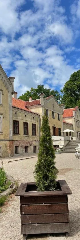 Ķimales muiža, Hotel in Ķimale
